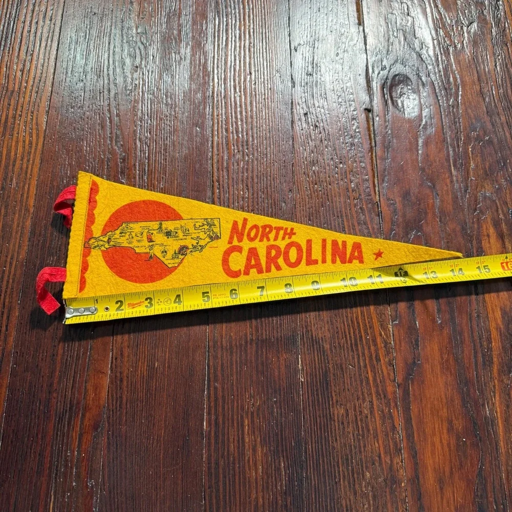 VTG 1960s North Carolina Felt Pennant‎ Yellow Map Charlotte Raleigh